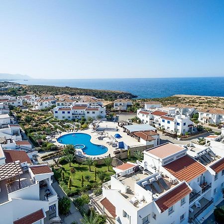 Carrington Holidays Kyrenia  Exterior photo