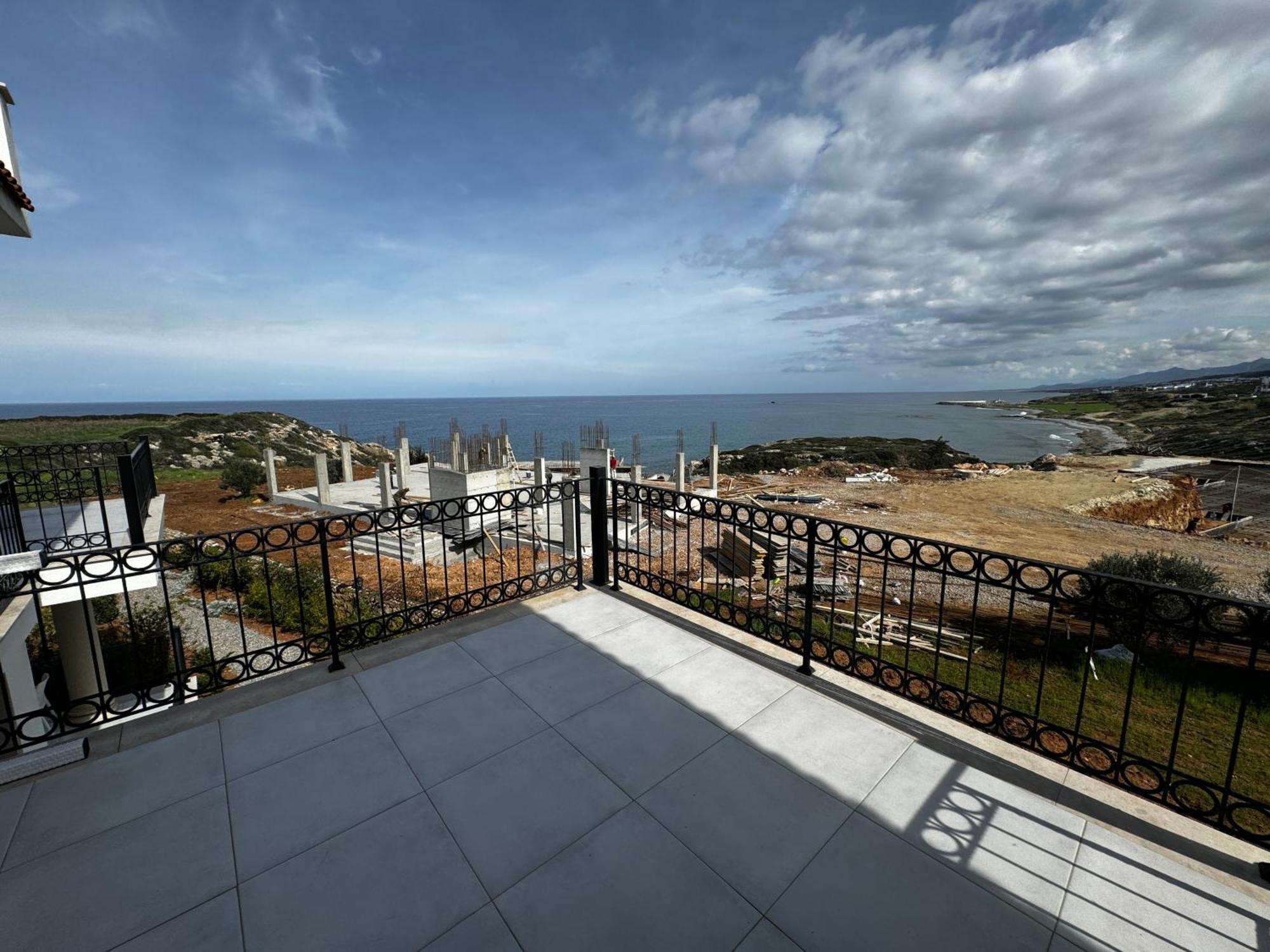 Carrington Holidays Kyrenia  Exterior photo