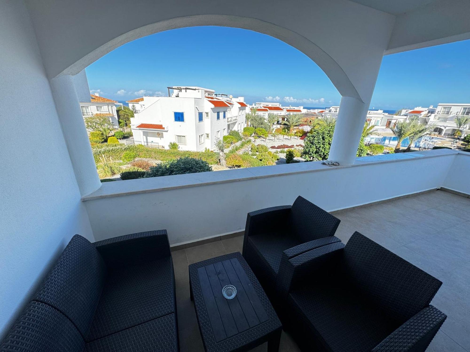 Carrington Holidays Kyrenia  Exterior photo