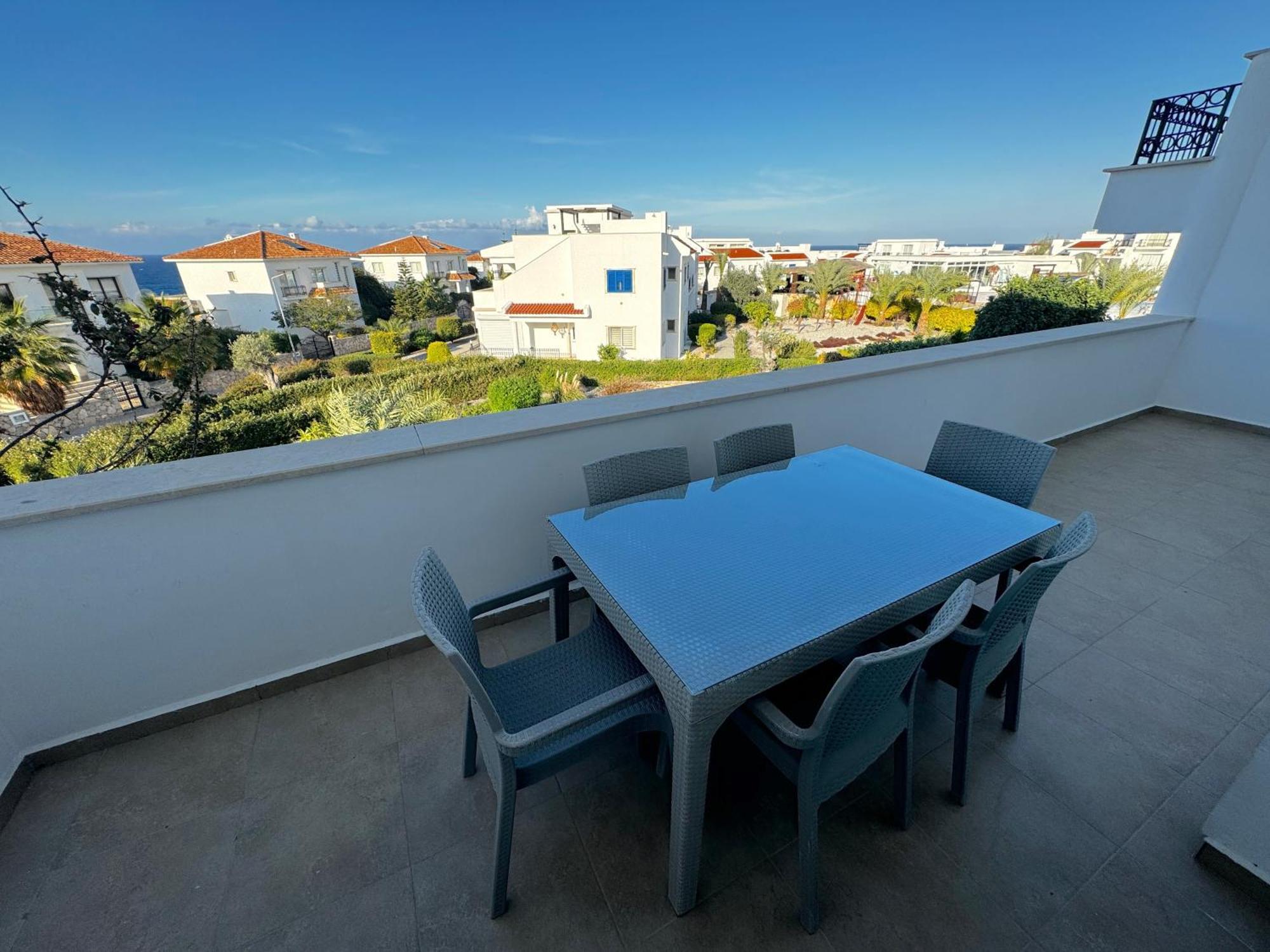 Carrington Holidays Kyrenia  Exterior photo